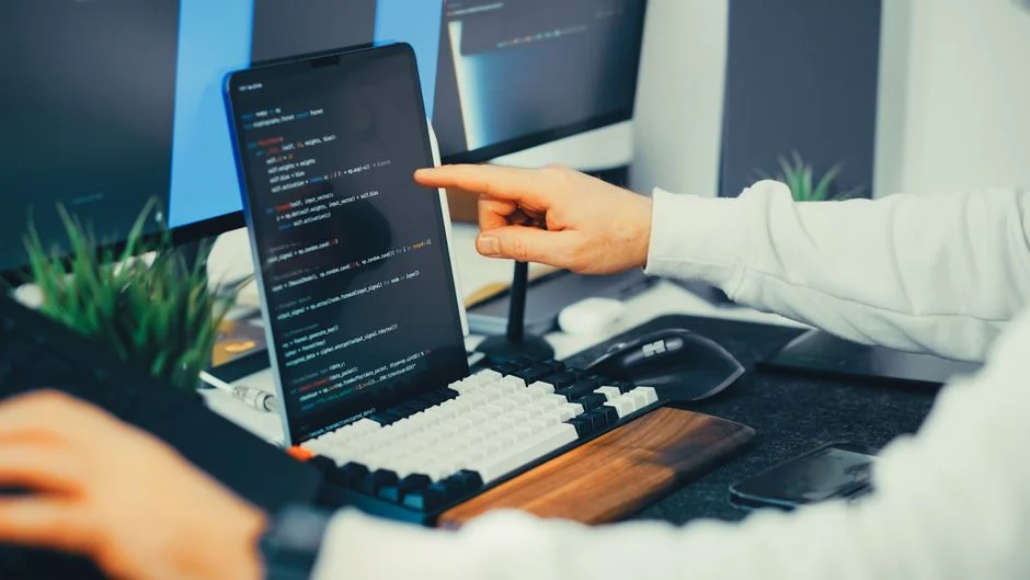 Comprehensive Application Security Testing: A Technical Defense Strategy for Enterprise APIs