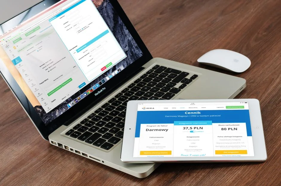CRM for E-commerce Business: Why Custom Solutions Outperform Off-the-Shelf Platforms
