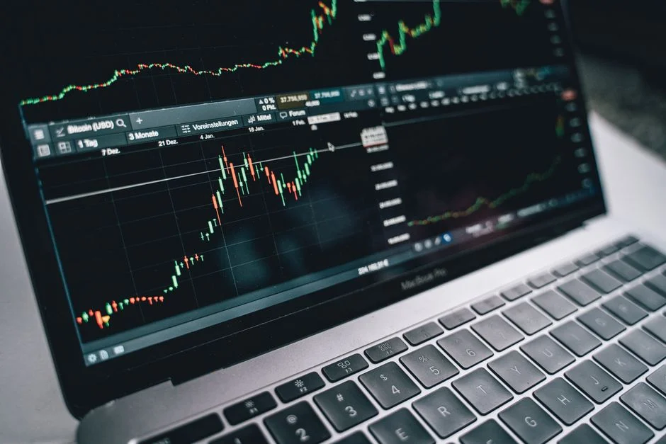 Custom CRM for Financial Advisors: A Technical Guide to Scaling Advisory Practices