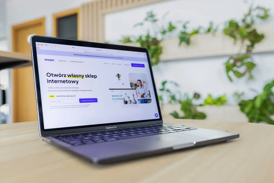 Strategic Ecommerce Website Development: A CTO’s Guide to Scalability and TCO