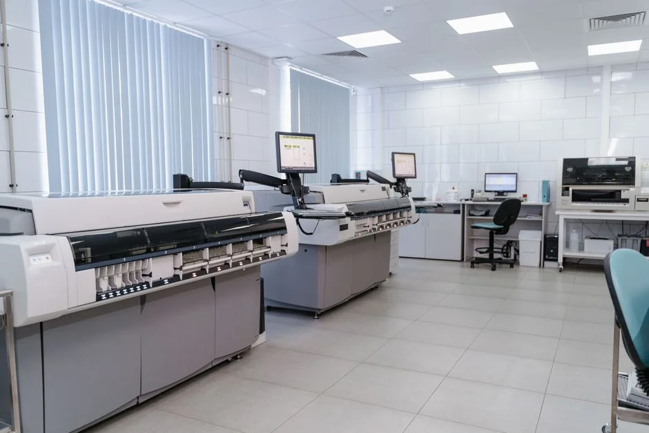 Custom ERP vs Off-the-Shelf: Strategic Software Selection for Pharmaceutical Companies