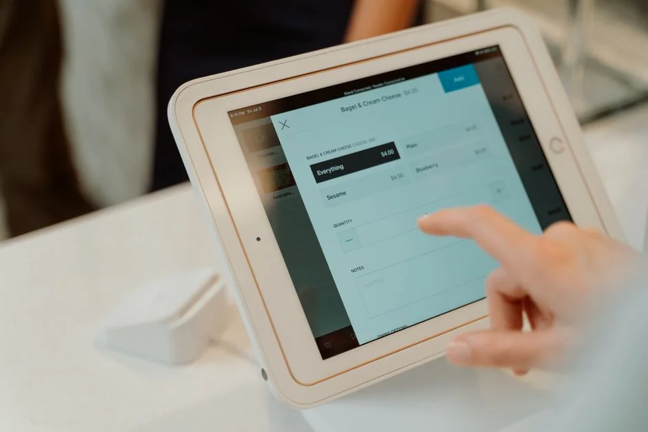Integrating a POS System with Your E-commerce Store: A Technical Blueprint