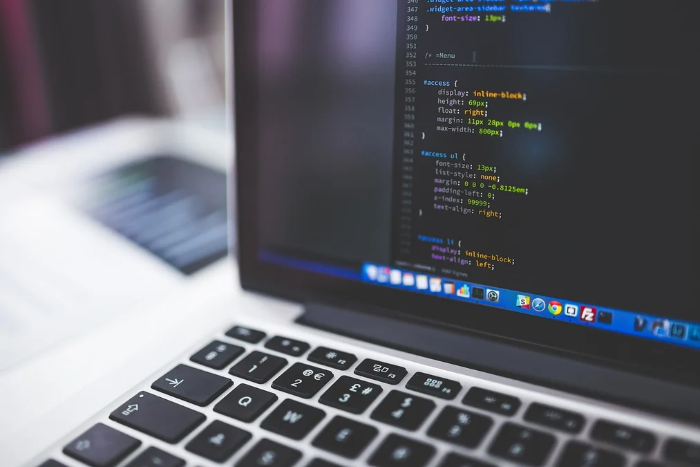 engine software